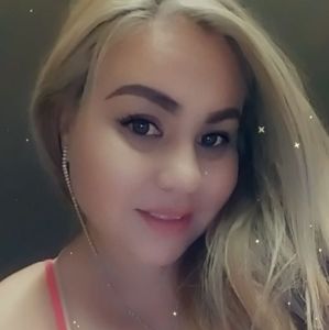 Meet your Posher, Adriana